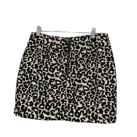 Kendall & Kylie texture leopard print mini skirt size small - Picture 5 of 11
